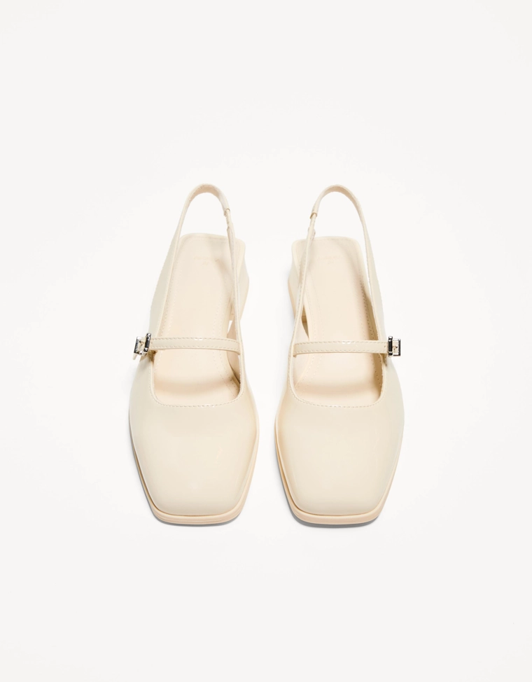 Балетки на широком каблуке с пряжкой