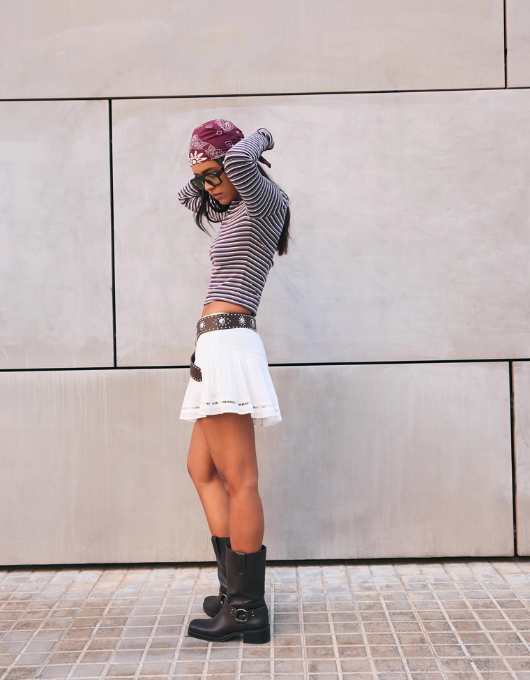 Короткая юбка с текстурным узором