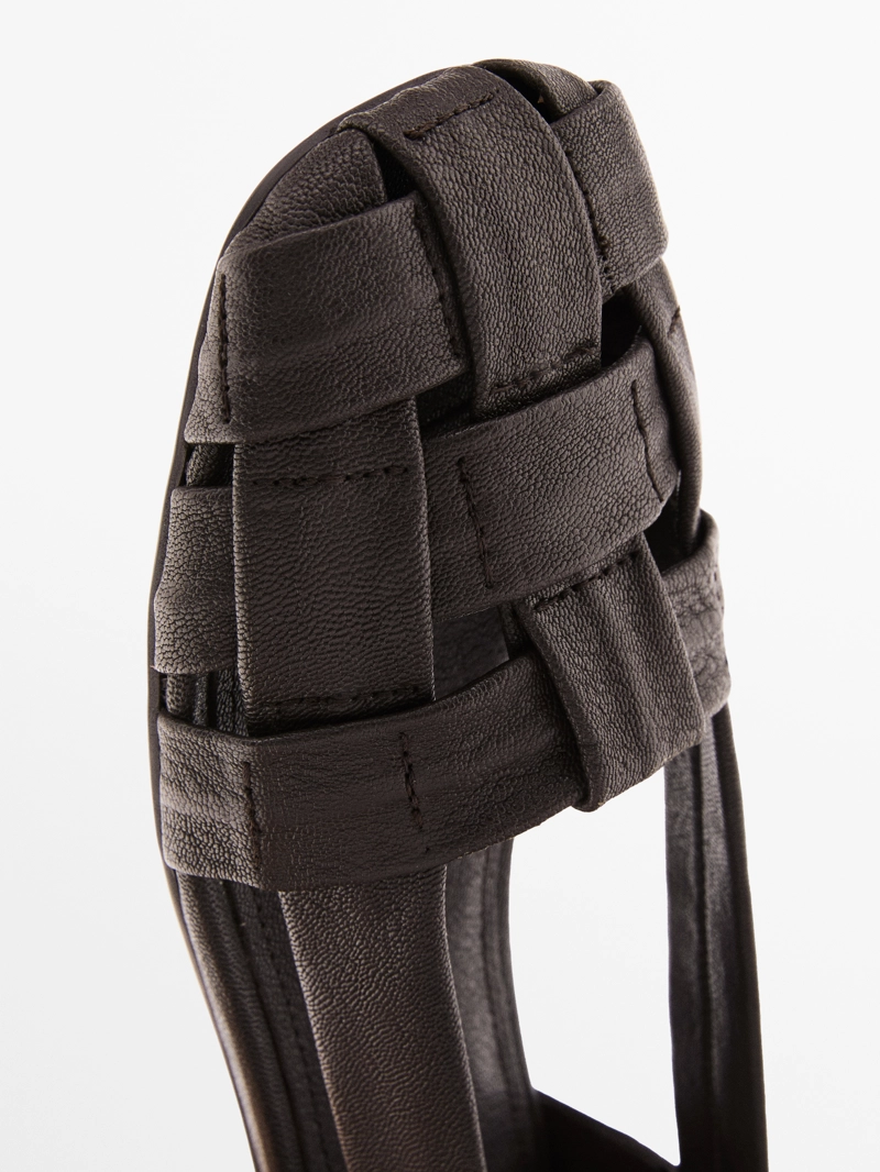 Мягкие кожаные сандалии-кейджи