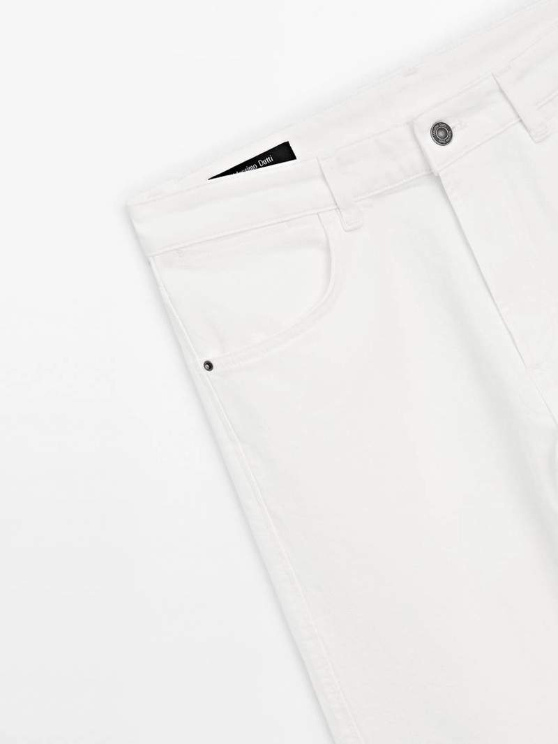 Джинсы с узким кроем