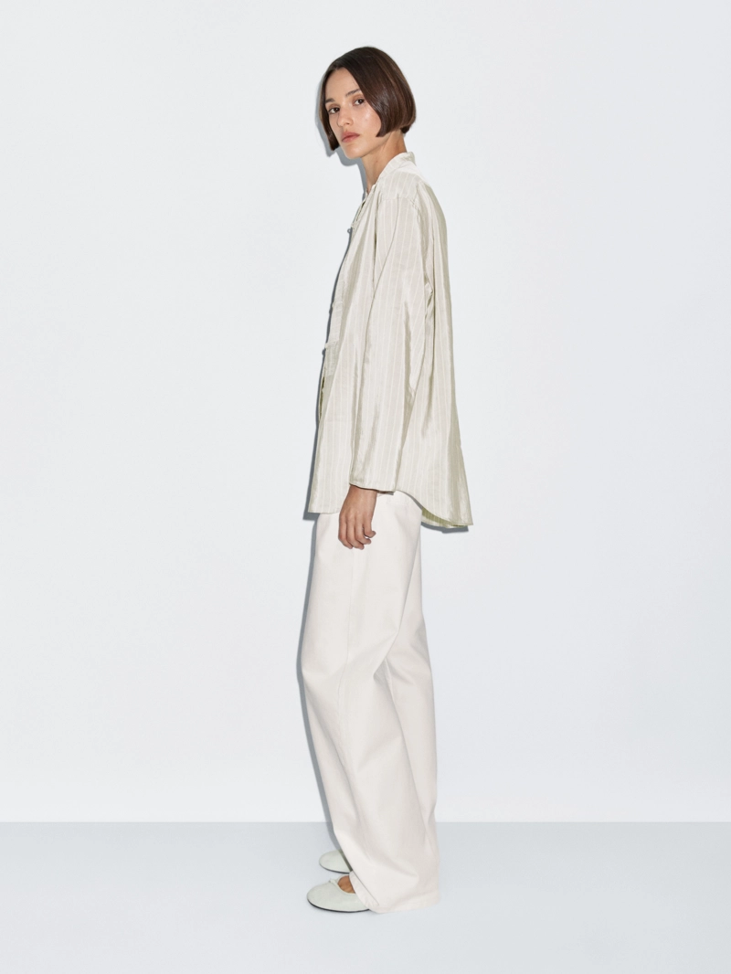 Рубашка в полоску oversize с стойкой