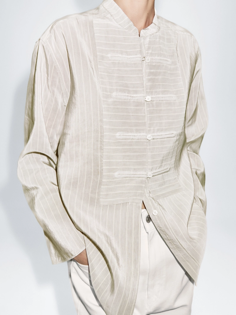 Рубашка в полоску oversize с стойкой