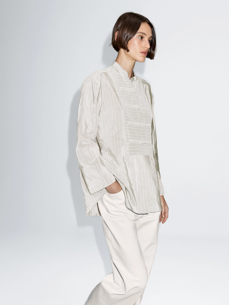 Рубашка в полоску oversize с стойкой