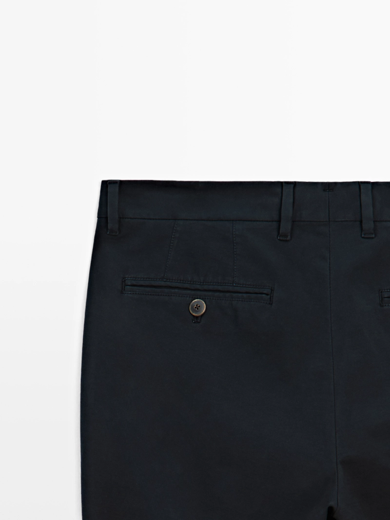 Брюки из 100% хлопка в облегающем крое