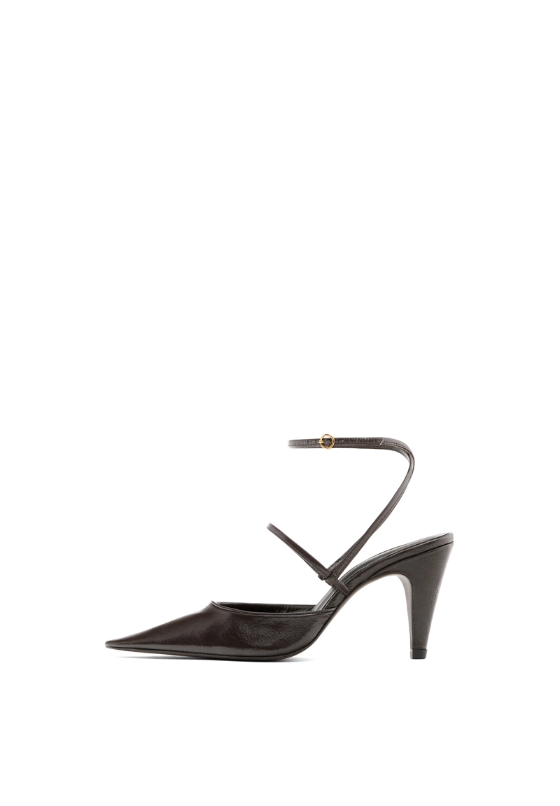 Туфли на каблуке со сплошным задником - studio