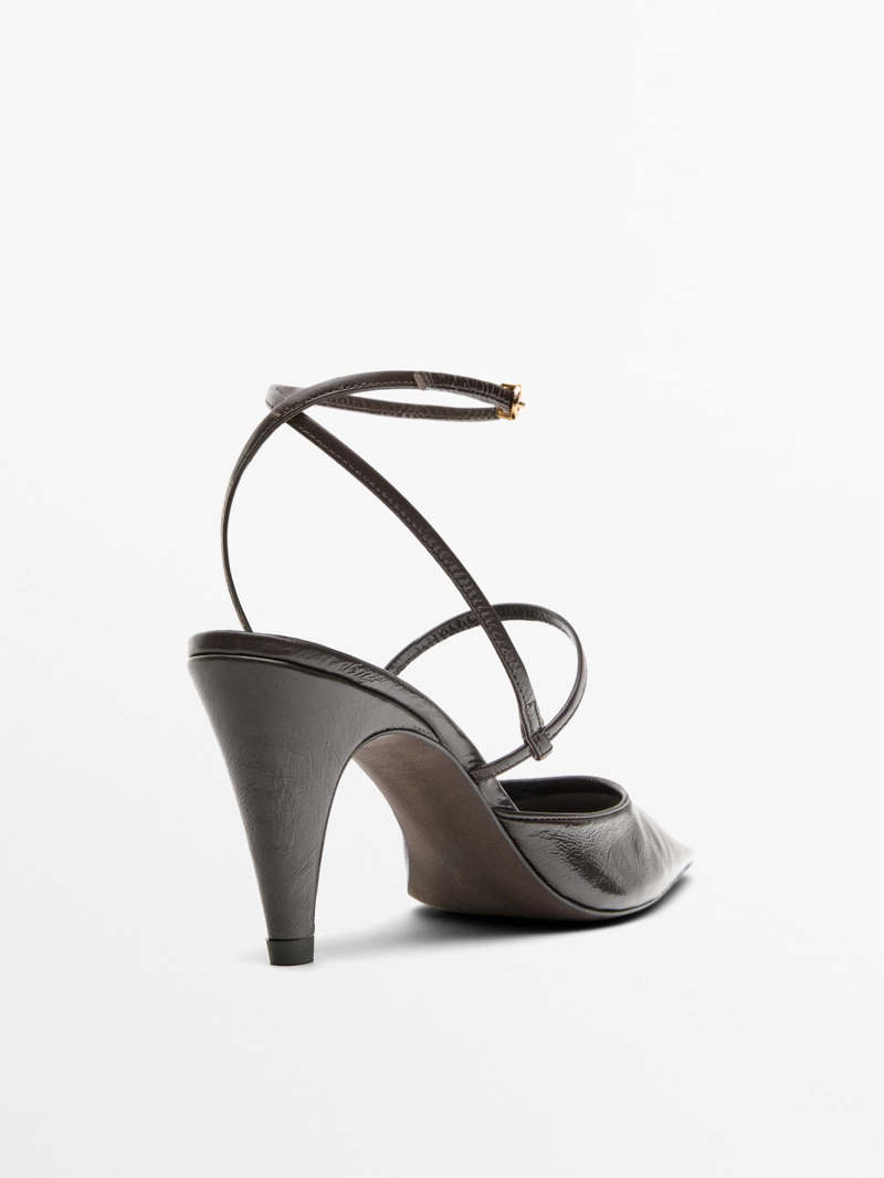 Туфли на каблуке со сплошным задником - studio