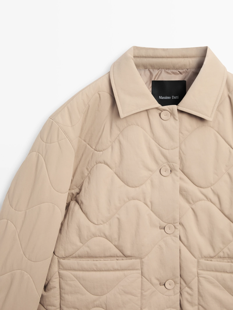 Куртка с деталями шва