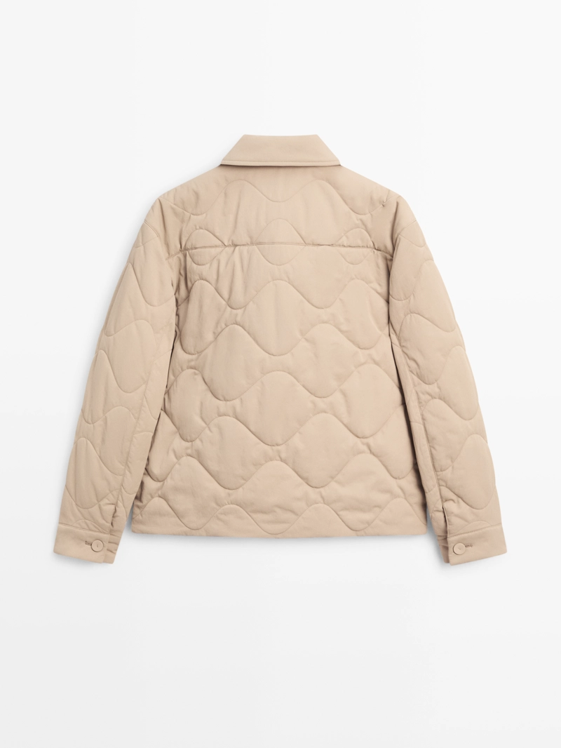 Куртка с деталями шва