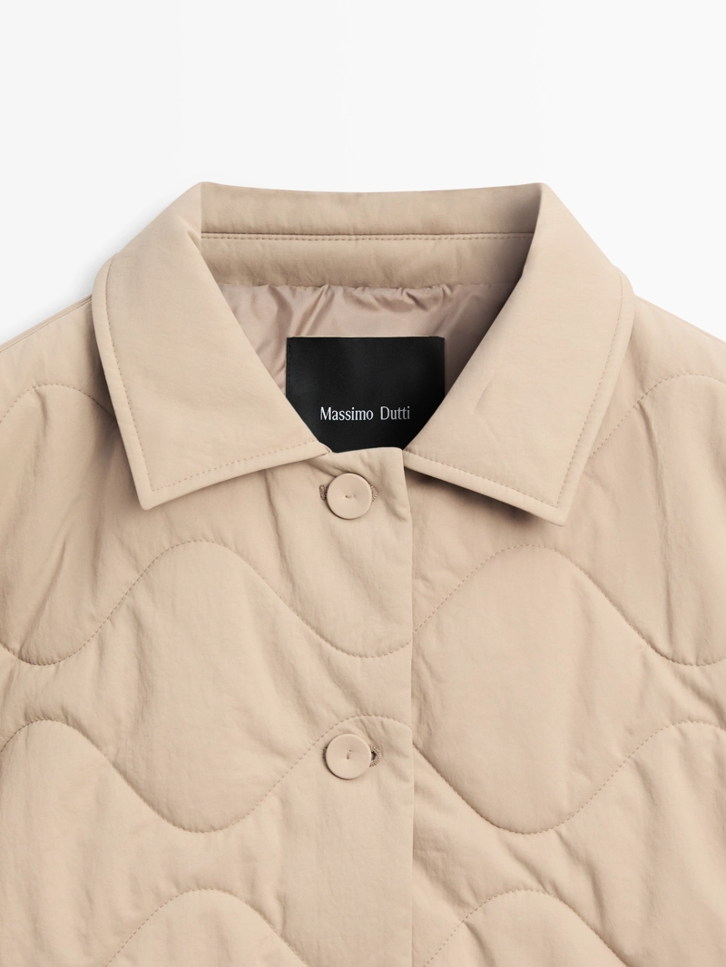 Куртка с деталями шва