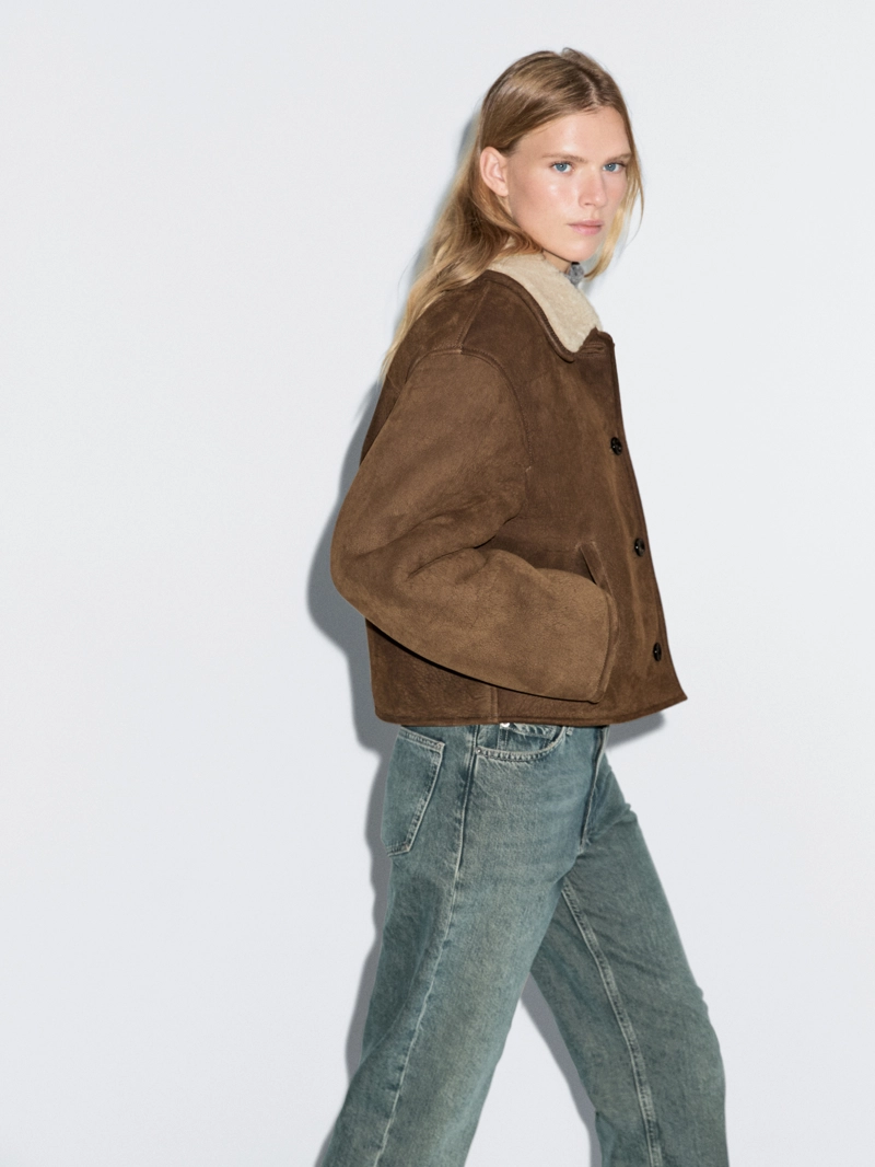 Кожаная куртка с искусственным овчиной