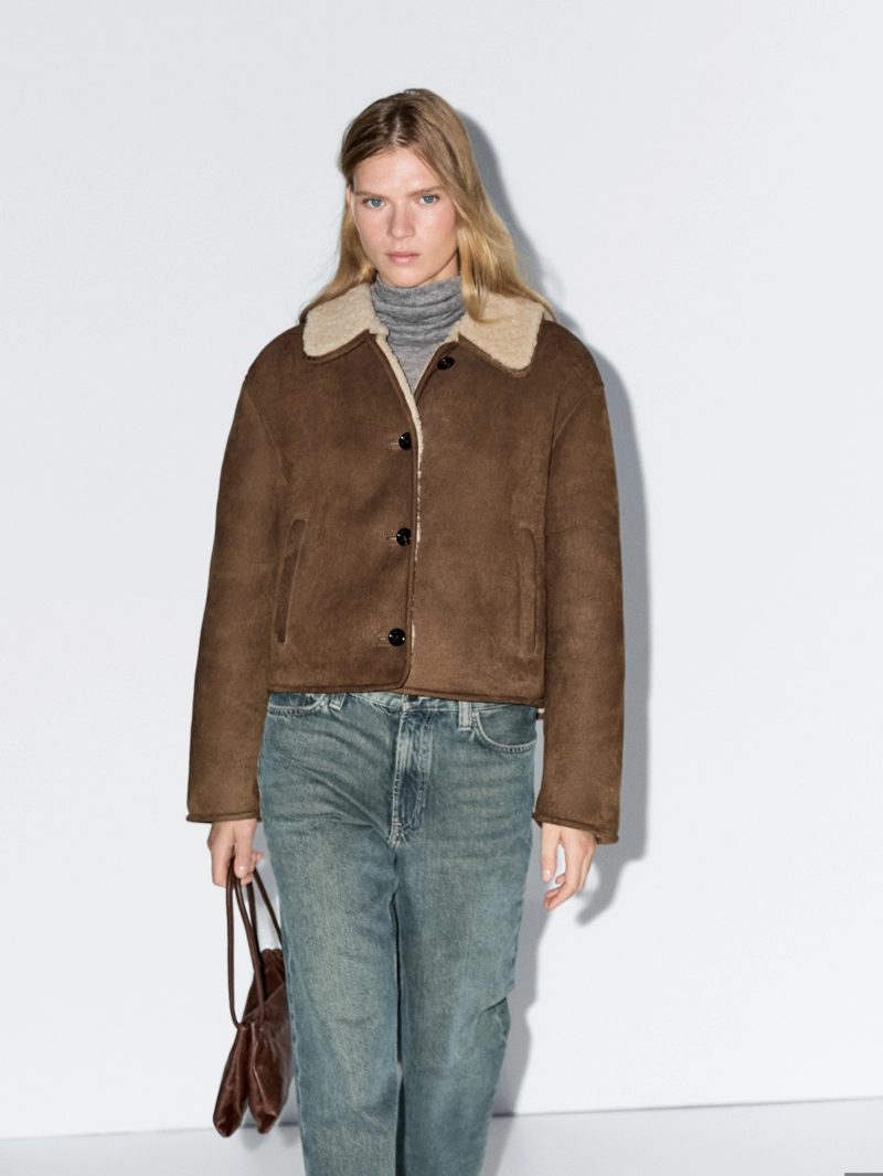 Кожаная куртка с искусственным овчиной