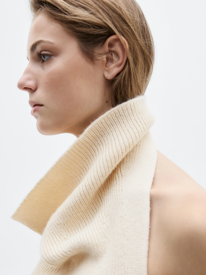 Топ на шею из вязаного альпака и шелка - limited