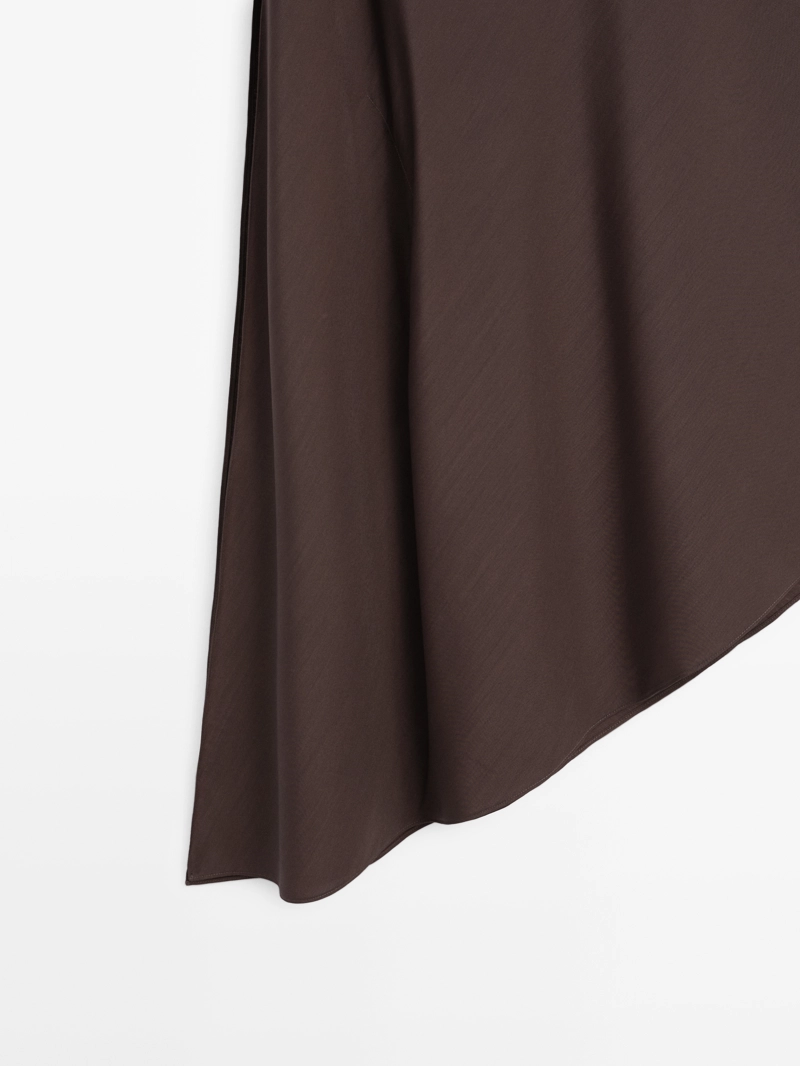 Асимметричный топ с деталями на шее - limited