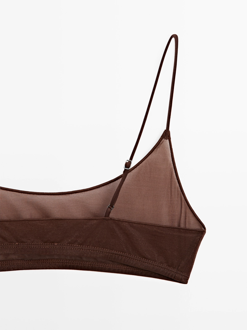 Топ из полупрозрачной ткани с металлическим декором