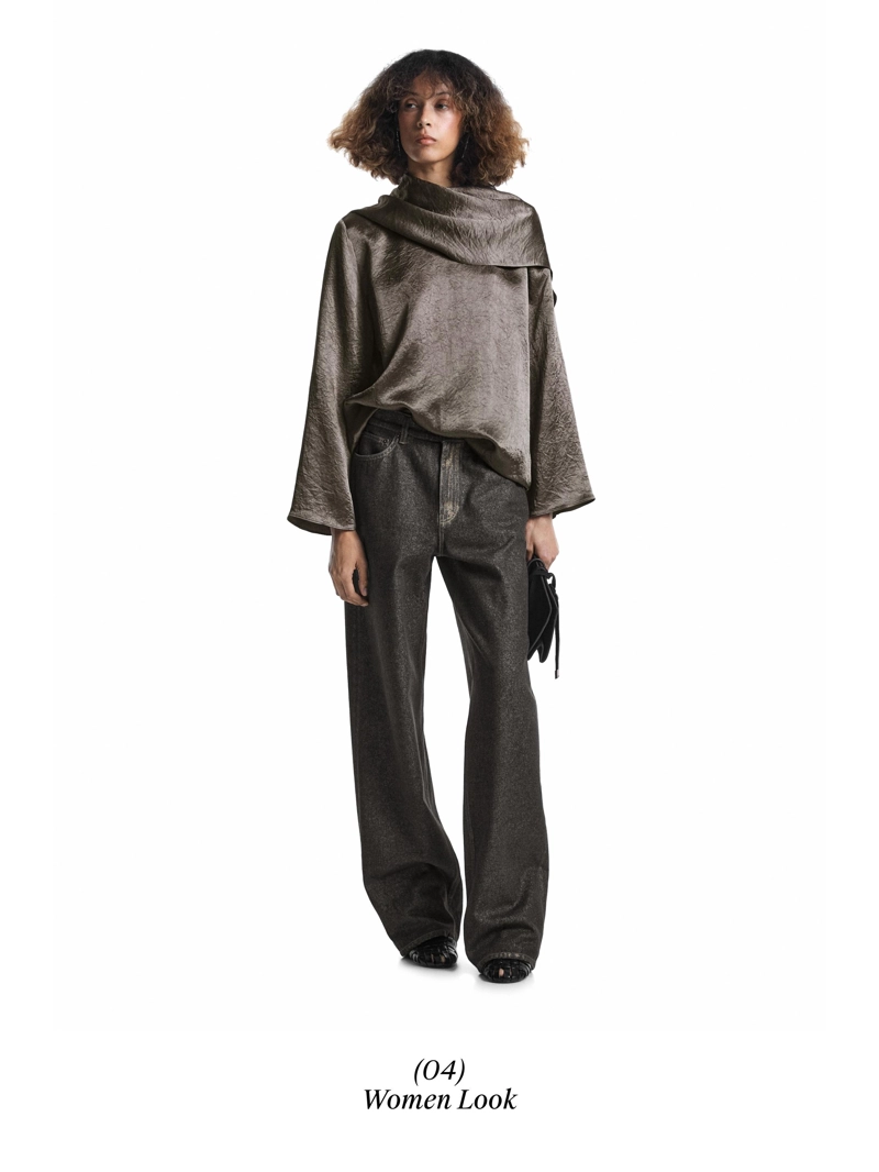 Джинсы с высокой талией и широкими брючинами с цепями