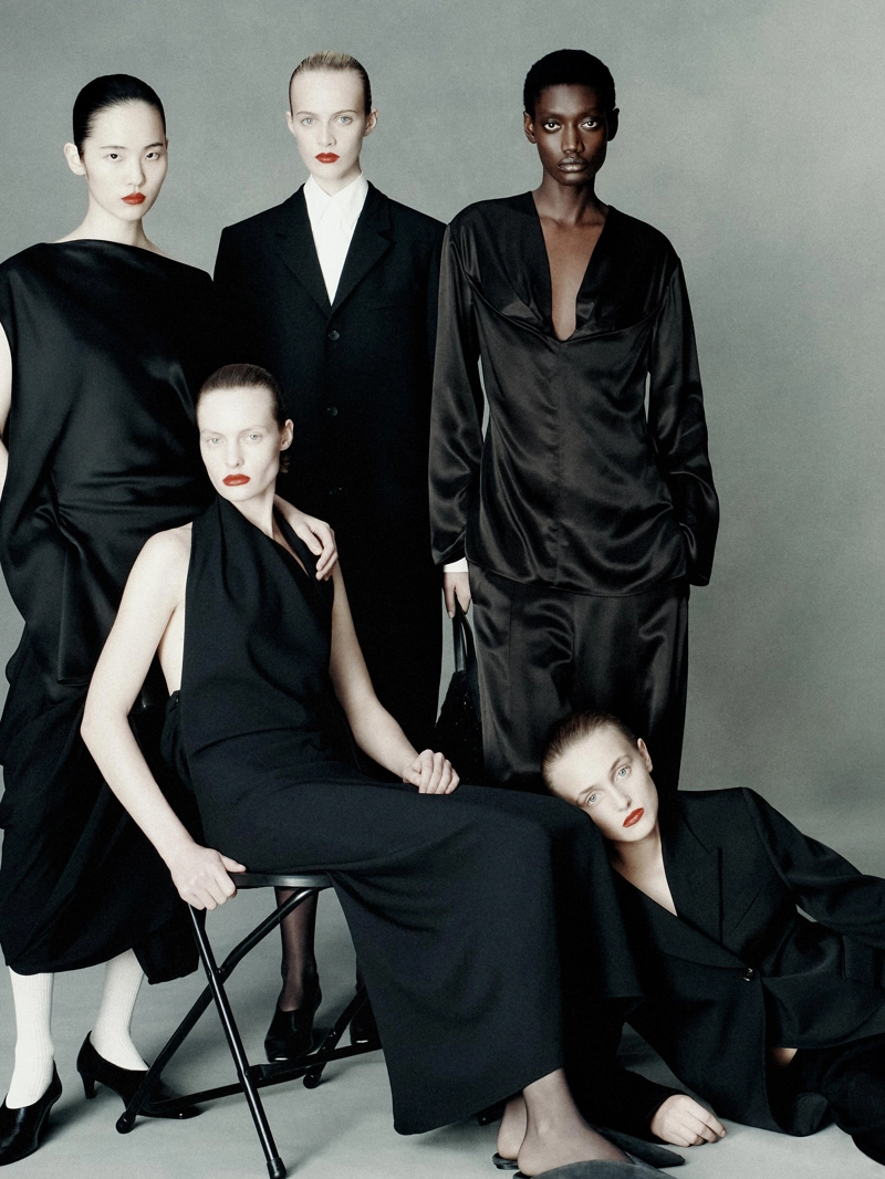 Блузка из атласа с деталями на воротнике - limited