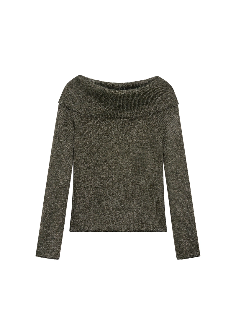 Вязанный свитер с металлическим оттенком на плече