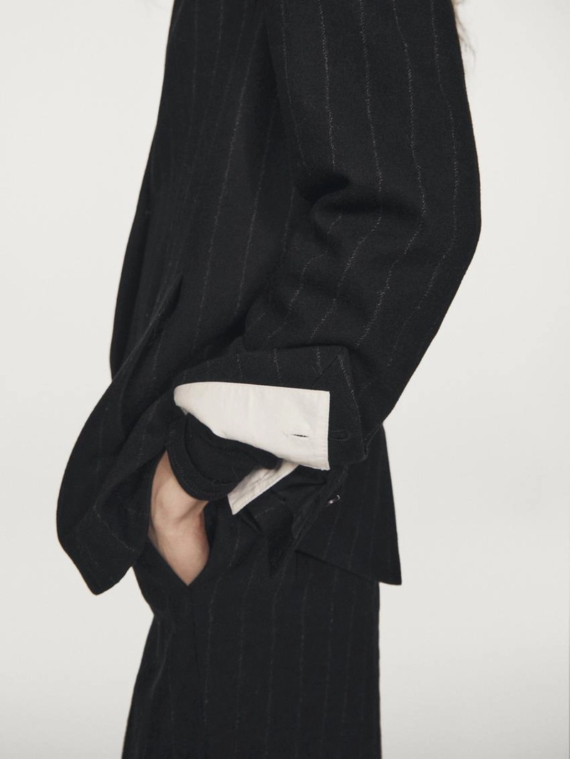 Пиджак без воротника в полоску