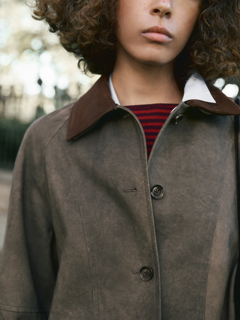 Куртка с отделкой водоотталкивающая и слоистым воротником