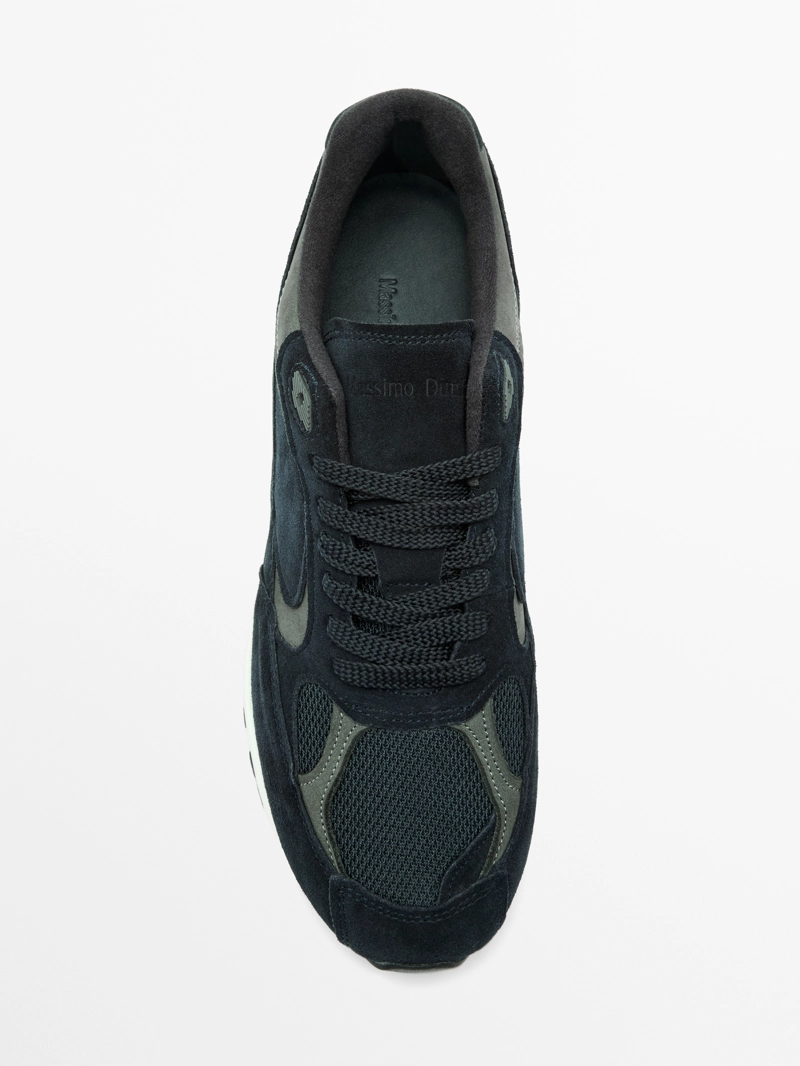 Кроссовки с контрастными деталями