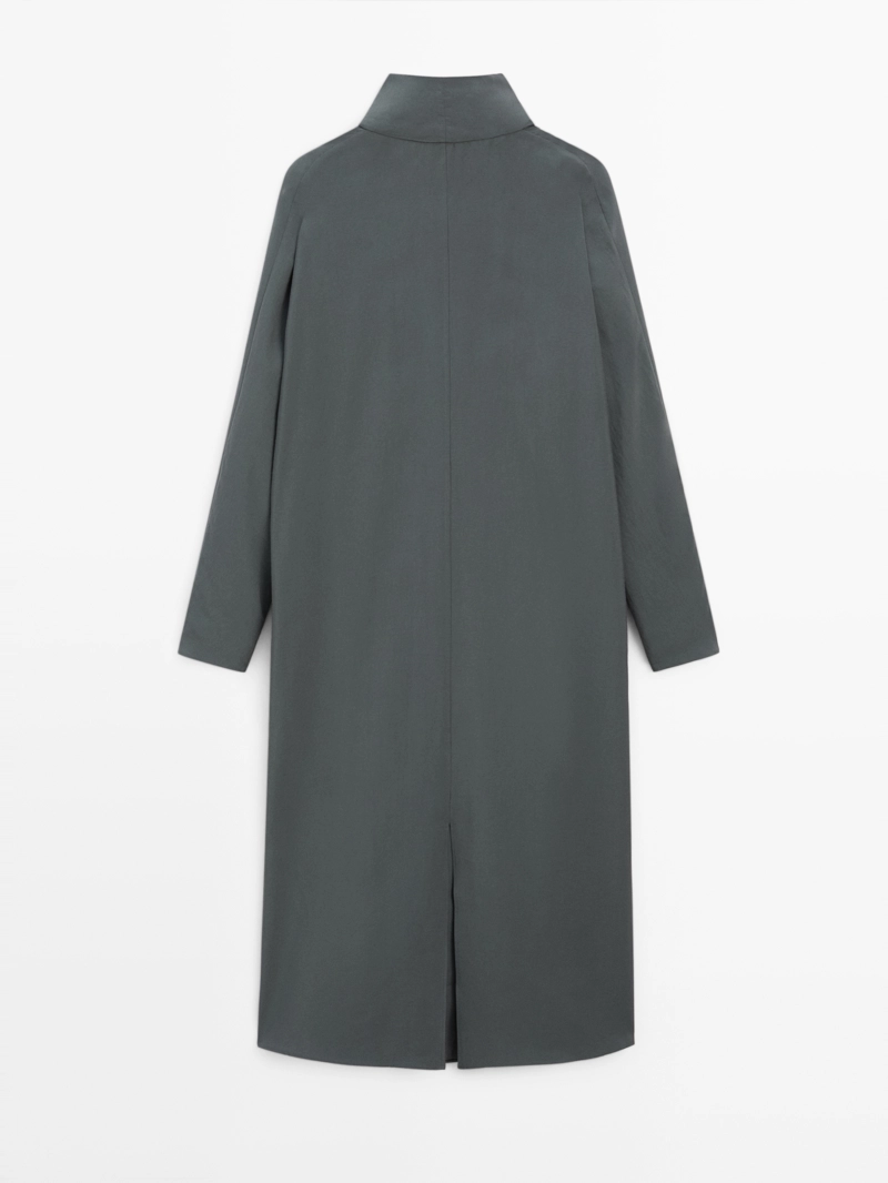 Платье миди с вырезом горловины и деталью на банте