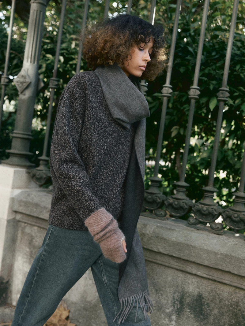 Свитер с высоким воротником из альпаки и шерсти в технике мулине