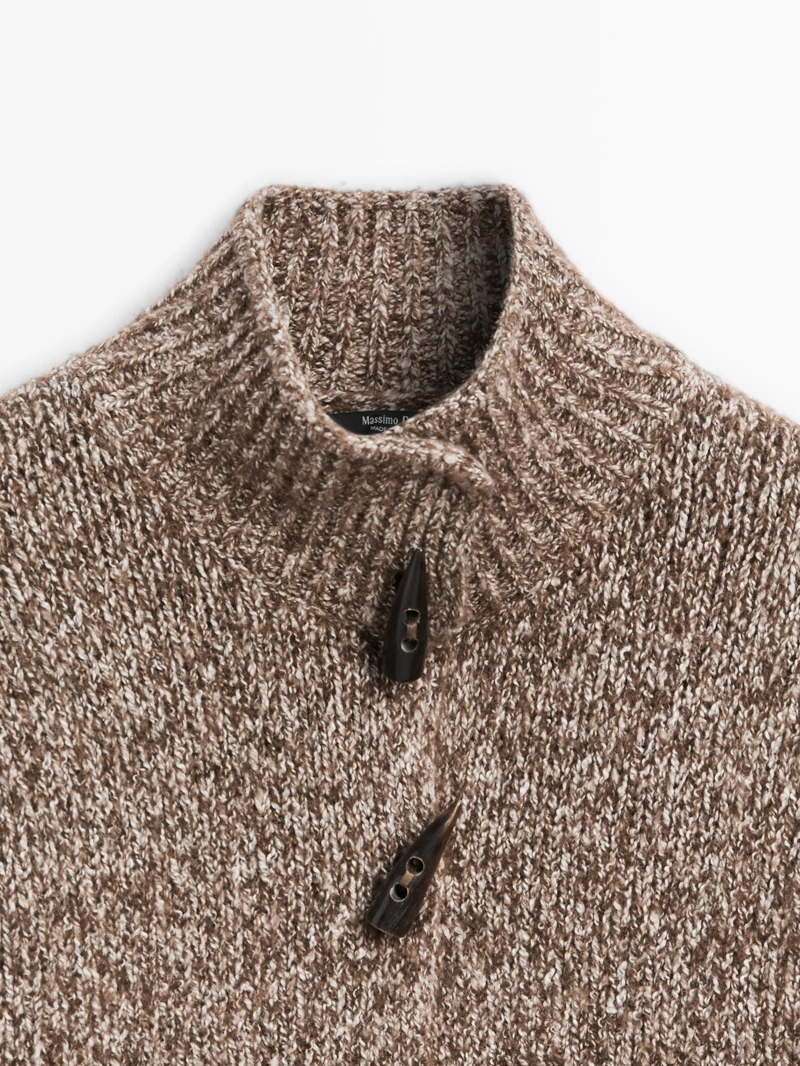 Кардиган из вязаного кашемирового шерстяного полотна с рожковой пуговицей