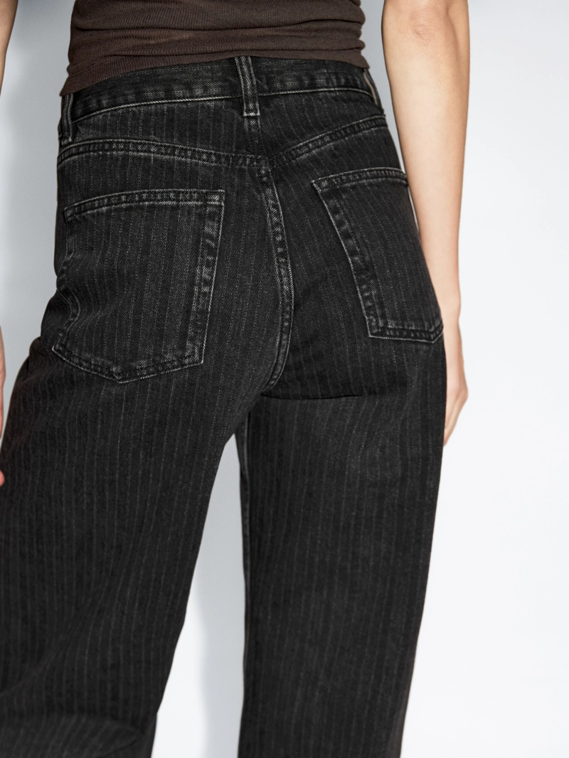 Джинсы прямого кроя с полосатой отделкой в талии