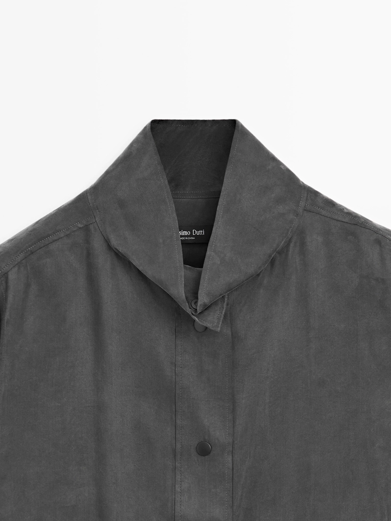 Рубашка свободного кроя с кнопками