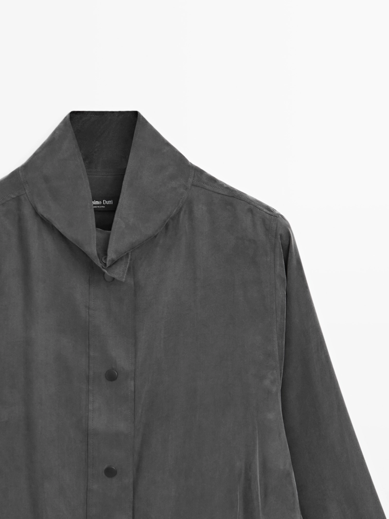 Рубашка свободного кроя с кнопками