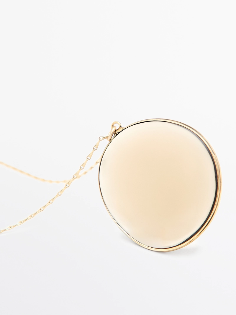 Ожерелье с подвеской из прозрачного камня