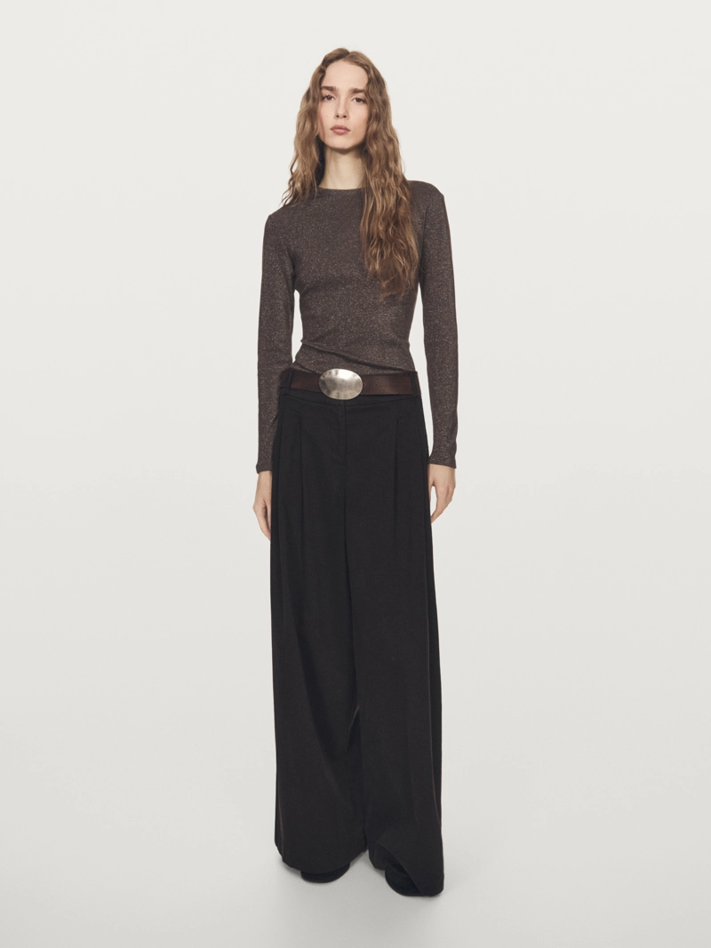 Футболка с длинным рукавом и металлическим блеском