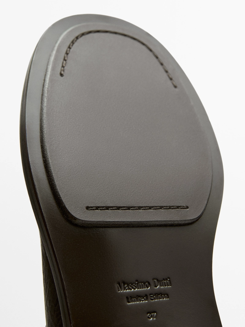 Ботильоны на плоской подошве - limited edition