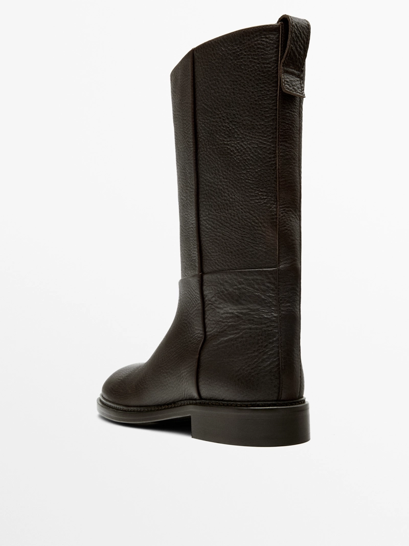 Ботильоны на плоской подошве - limited edition