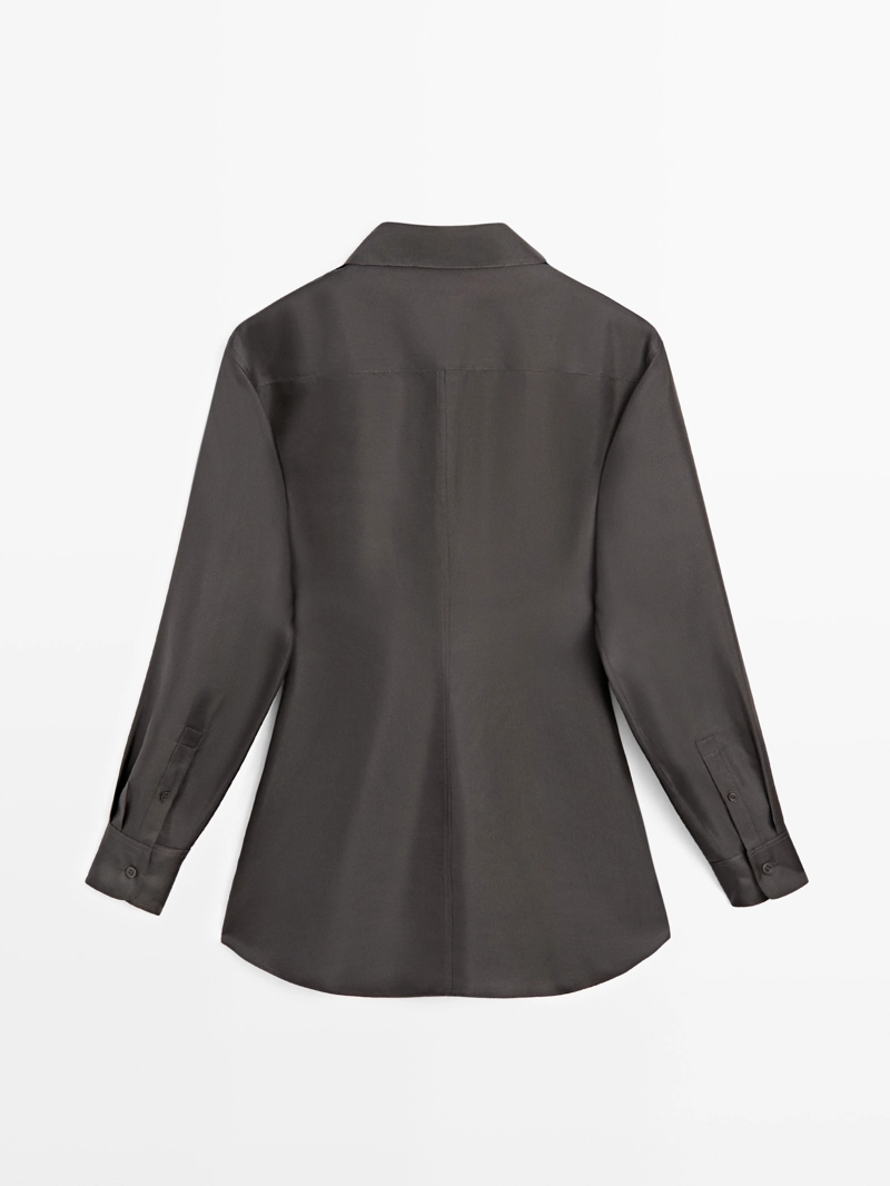 Рубашка из 100% шелка с приталенным силуэтом - limited