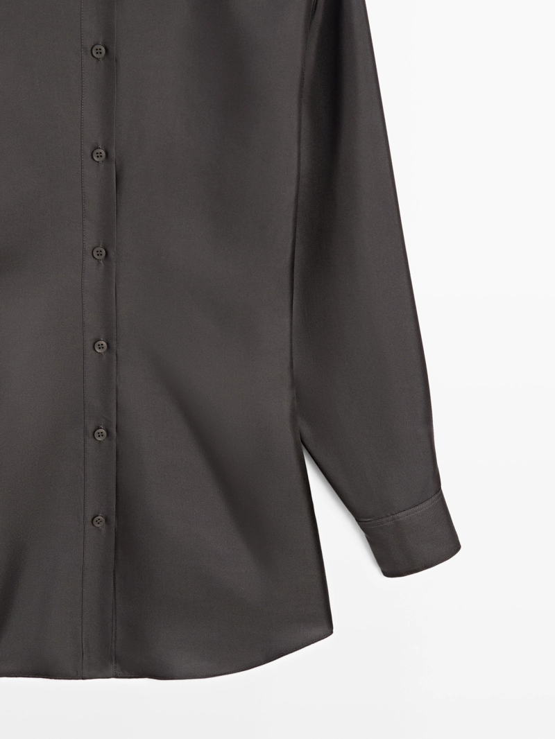 Рубашка из 100% шелка с приталенным силуэтом - limited