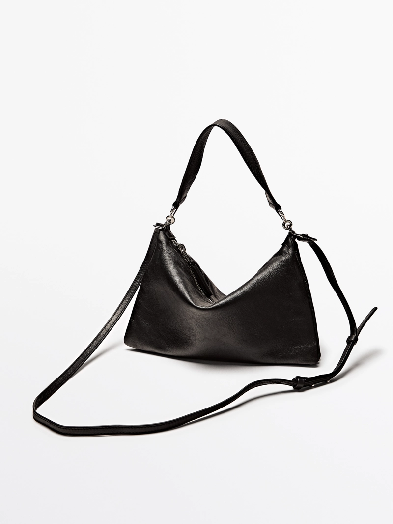 Небольшая кожаная сумка с отделениями