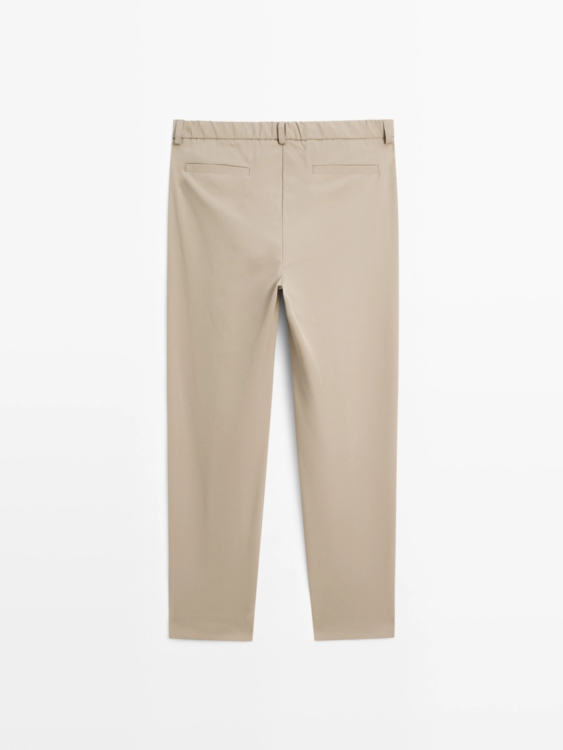 Брюки с широкими линиями regular-fit из технической ткани