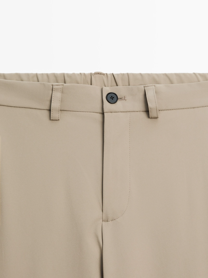 Брюки с широкими линиями regular-fit из технической ткани