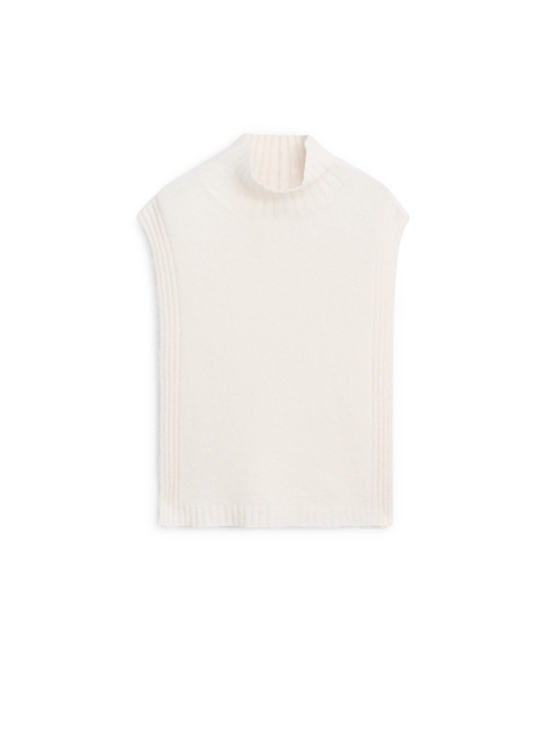 Кофта-жилет с высоким воротом без рукавов