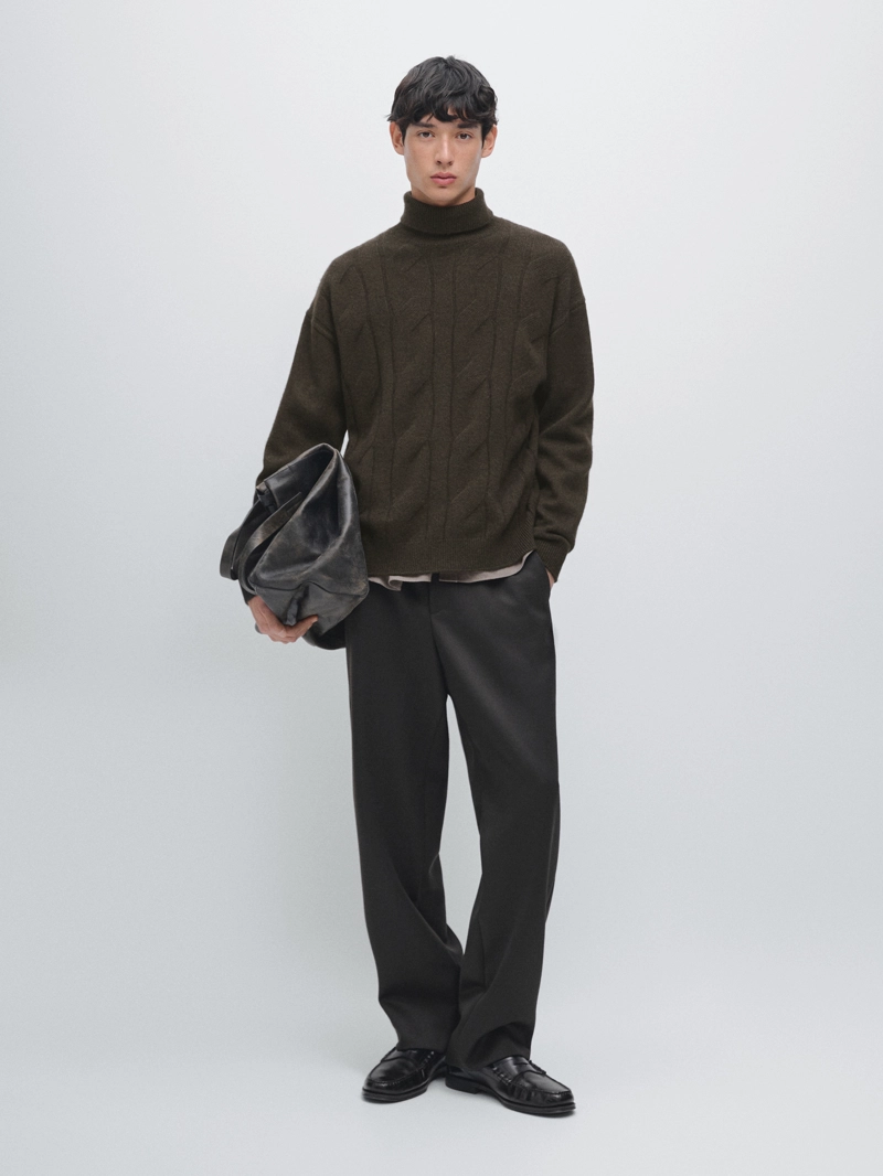 Вязаный свитер из шерстяной смеси с высоким воротником l01152233