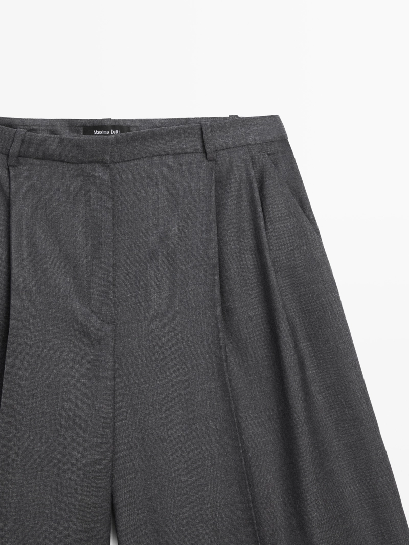 Шорты-бермуды из 100% шерсти с защипами