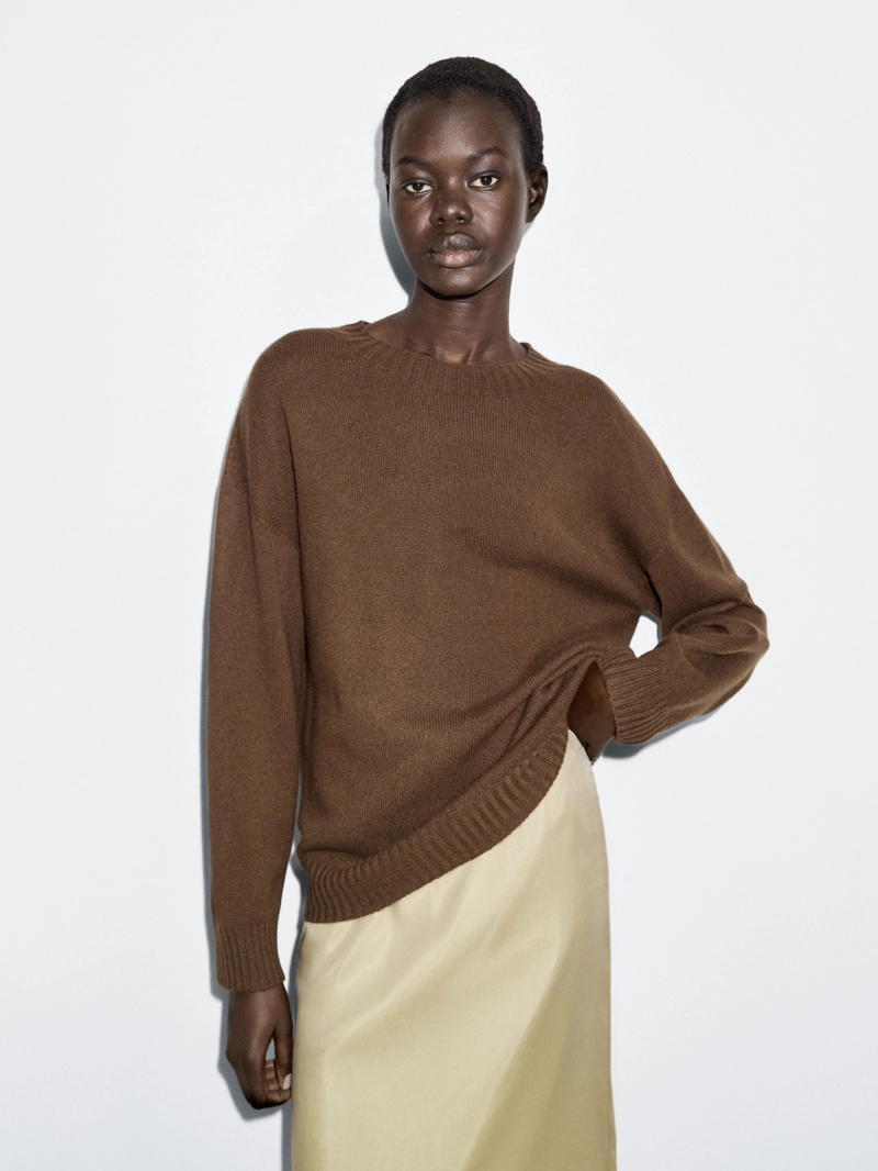 Свитер с круглым вырезом из шерстяно-вискозной смеси