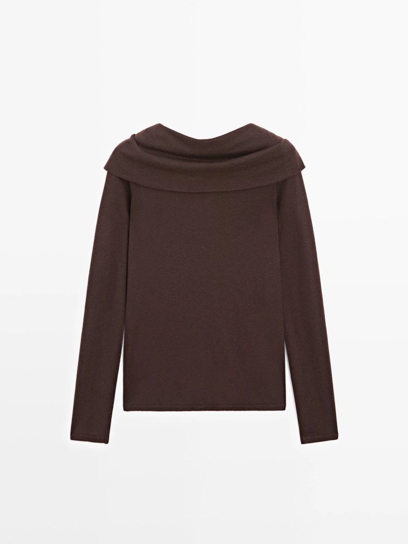 Трикотажный свитер из шерстяной смеси с удлиненным воротником