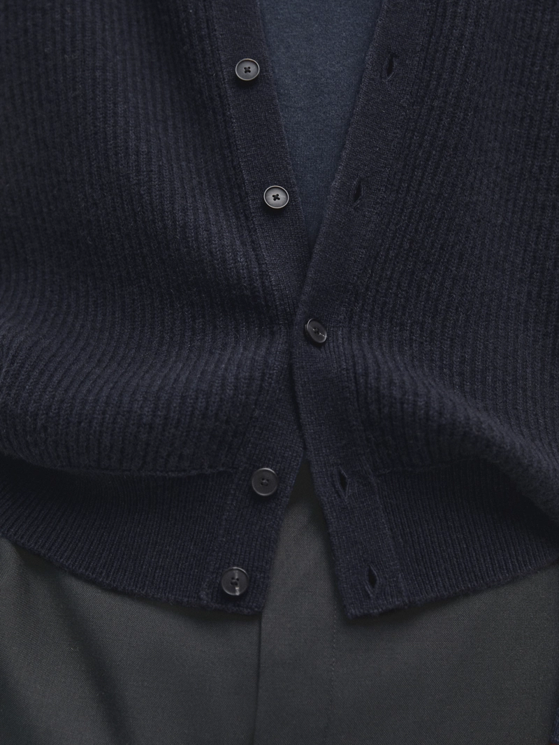 Кардиган из кашемира и шерсти с v-образным вырезом