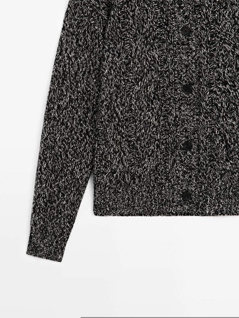 Кардиган с аранским узором из шерстяного плетения