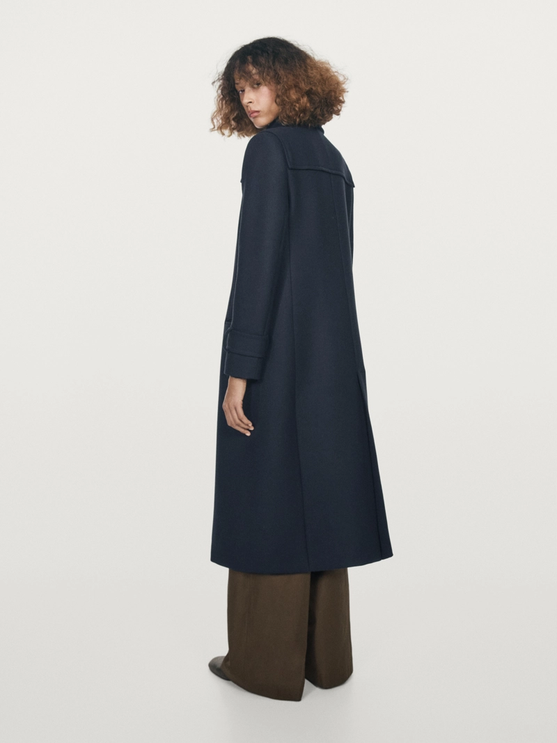 Длинное пальто с застежками на завязках