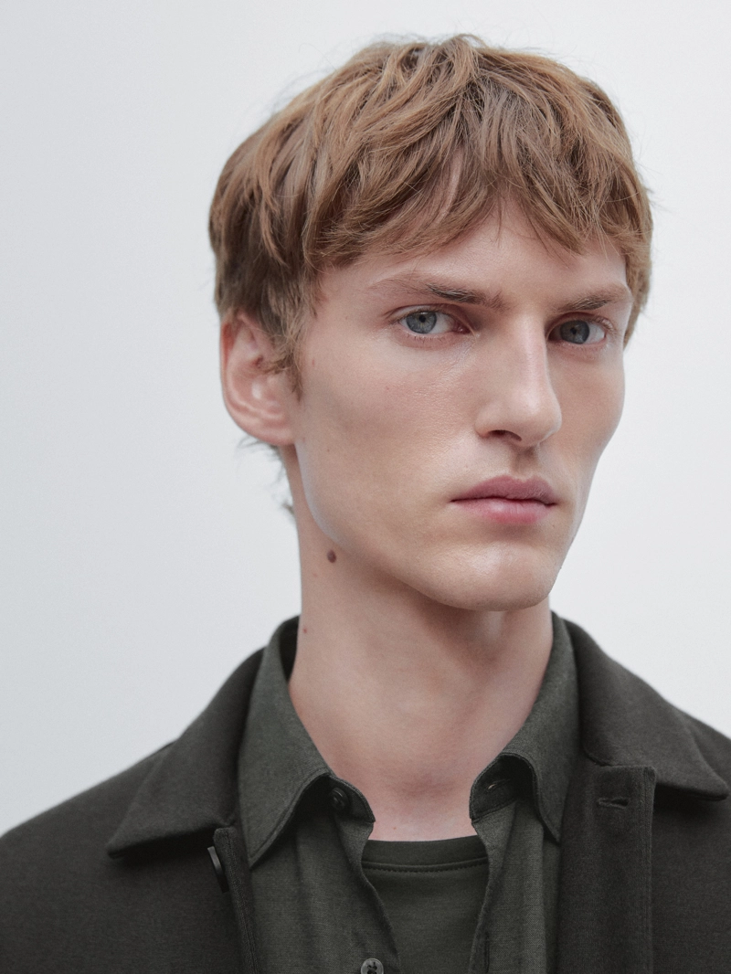 Рубашка с застежкой на пуговицы и накладными карманами