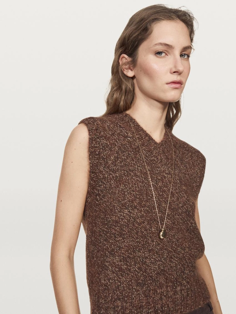 Жилет из меланжевой альпаки и войлока с текстурой