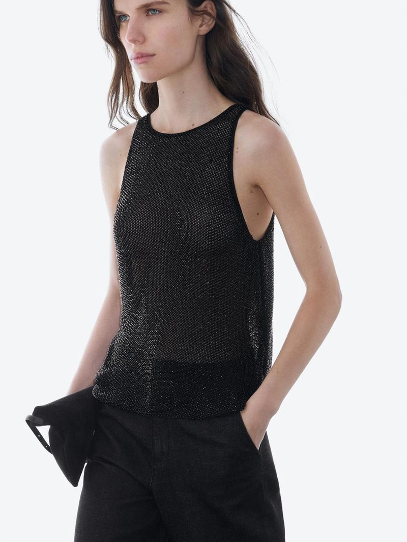 Прозрачный топ с бисером в тон